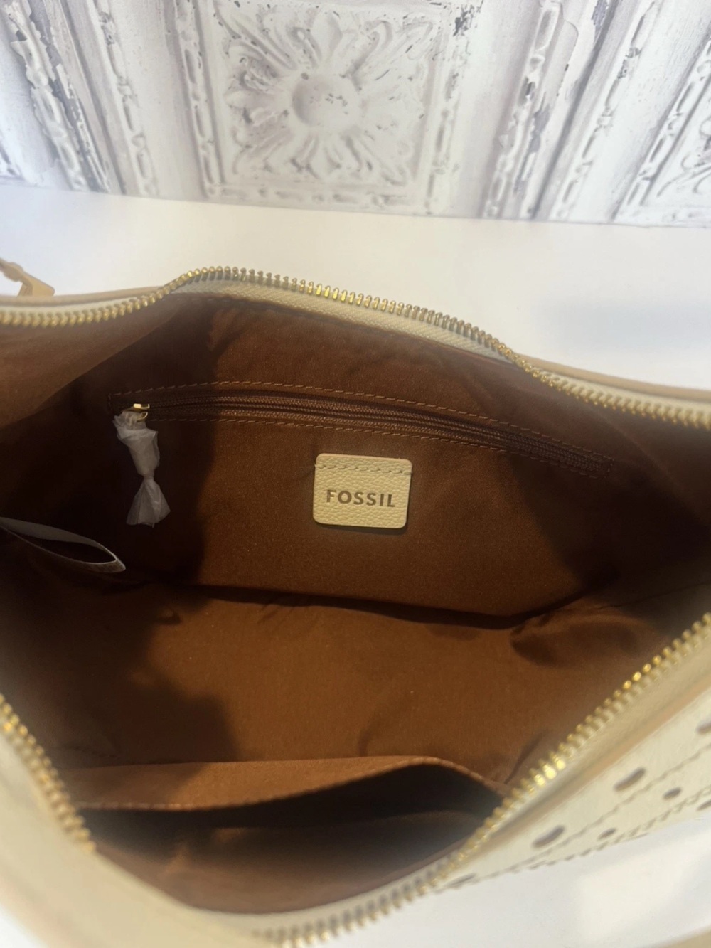 NWT Fossil Shae Leather Crescent Shoulder | Arm | Cross-Body Bag Cream - Picture 11 of 16